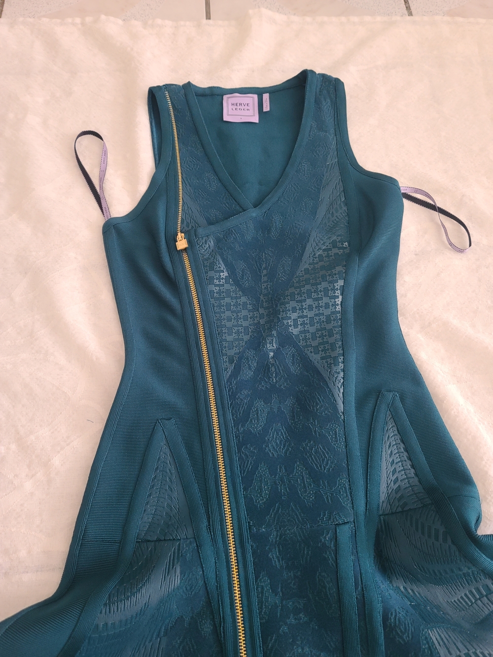 Herve Leger Teal Asymmetrical Zip Fit-and-Flare Midi Dress - Picture 6 of 13